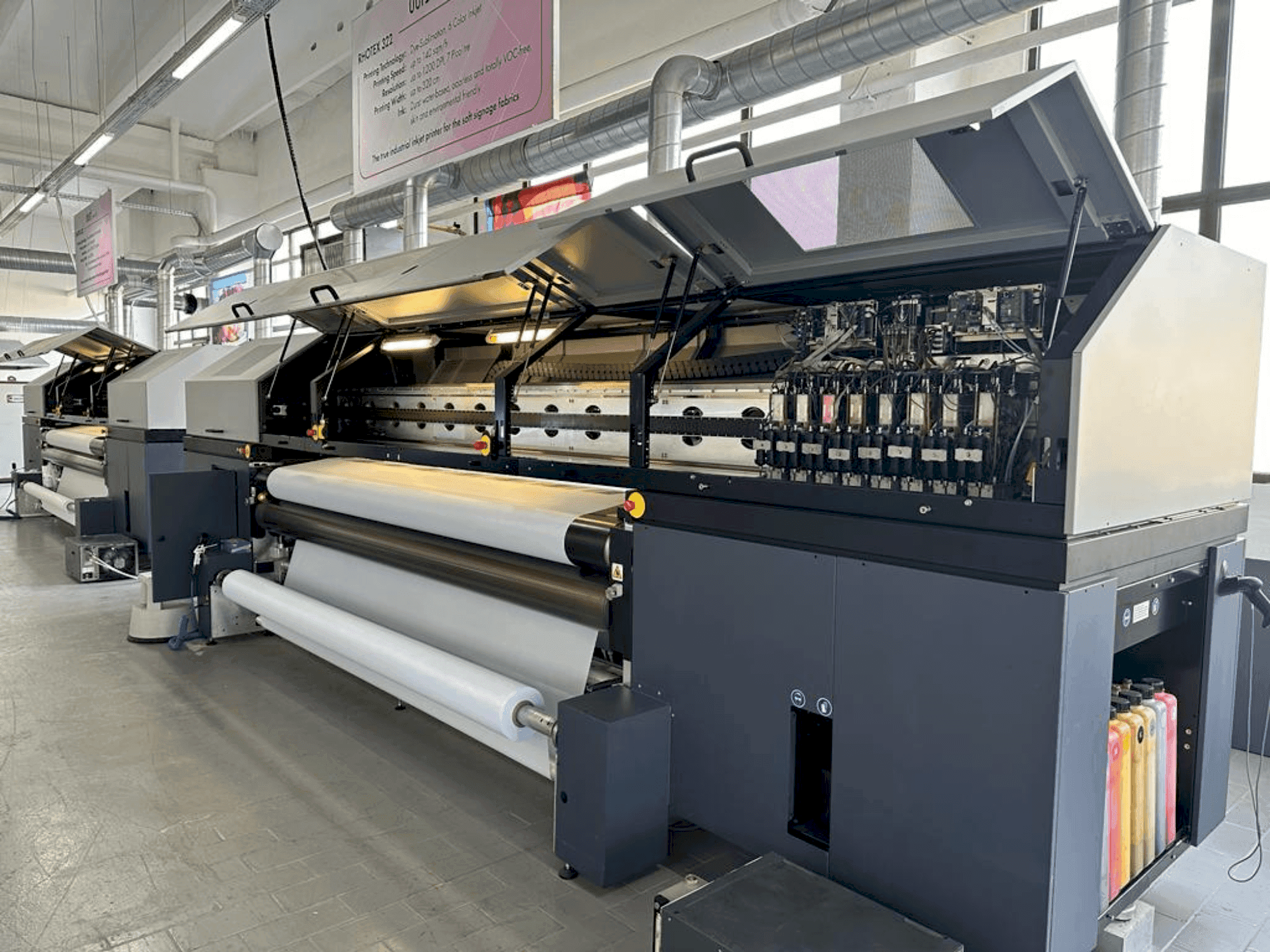 Вид станка Durst Rhotex 322  спереди