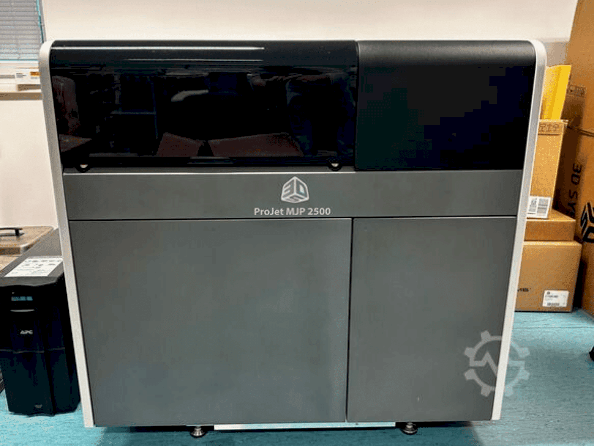 Вид станка 3DSYSTEMS projet 2500 plus  спереди