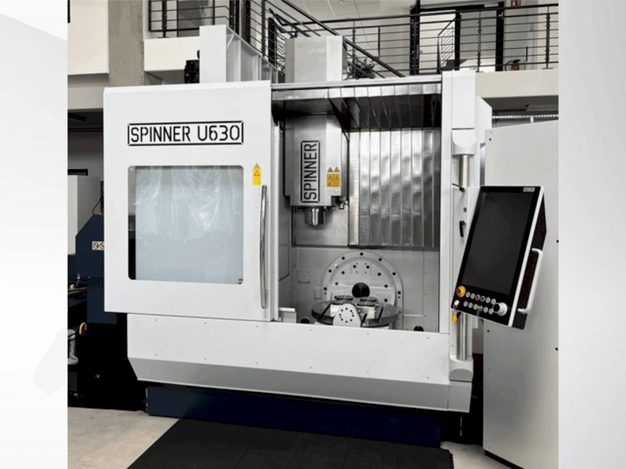 Вид станка SPINNER U5-630- 54T  спереди