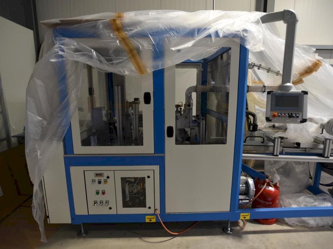 Вид  станка с TAMPOPRINT Closure Print C  правой стороны