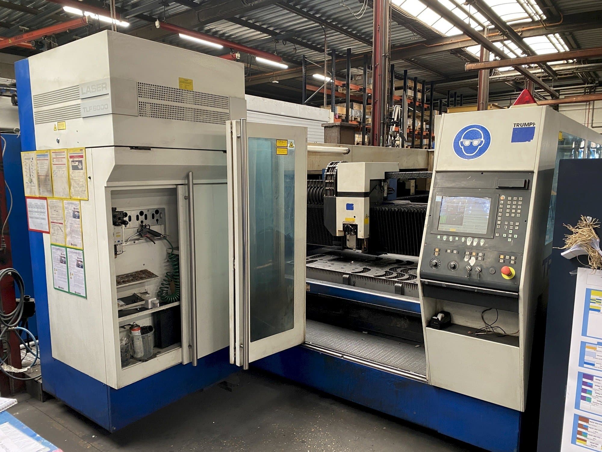 Вид станка Trumpf Trumatic L3050  спереди