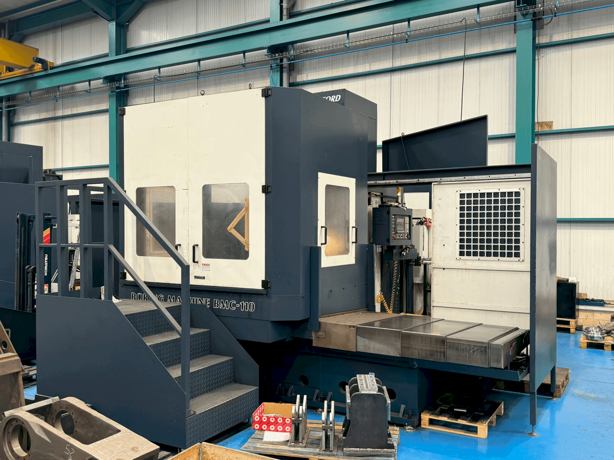 Вид станка Johnford BMC 110  спереди