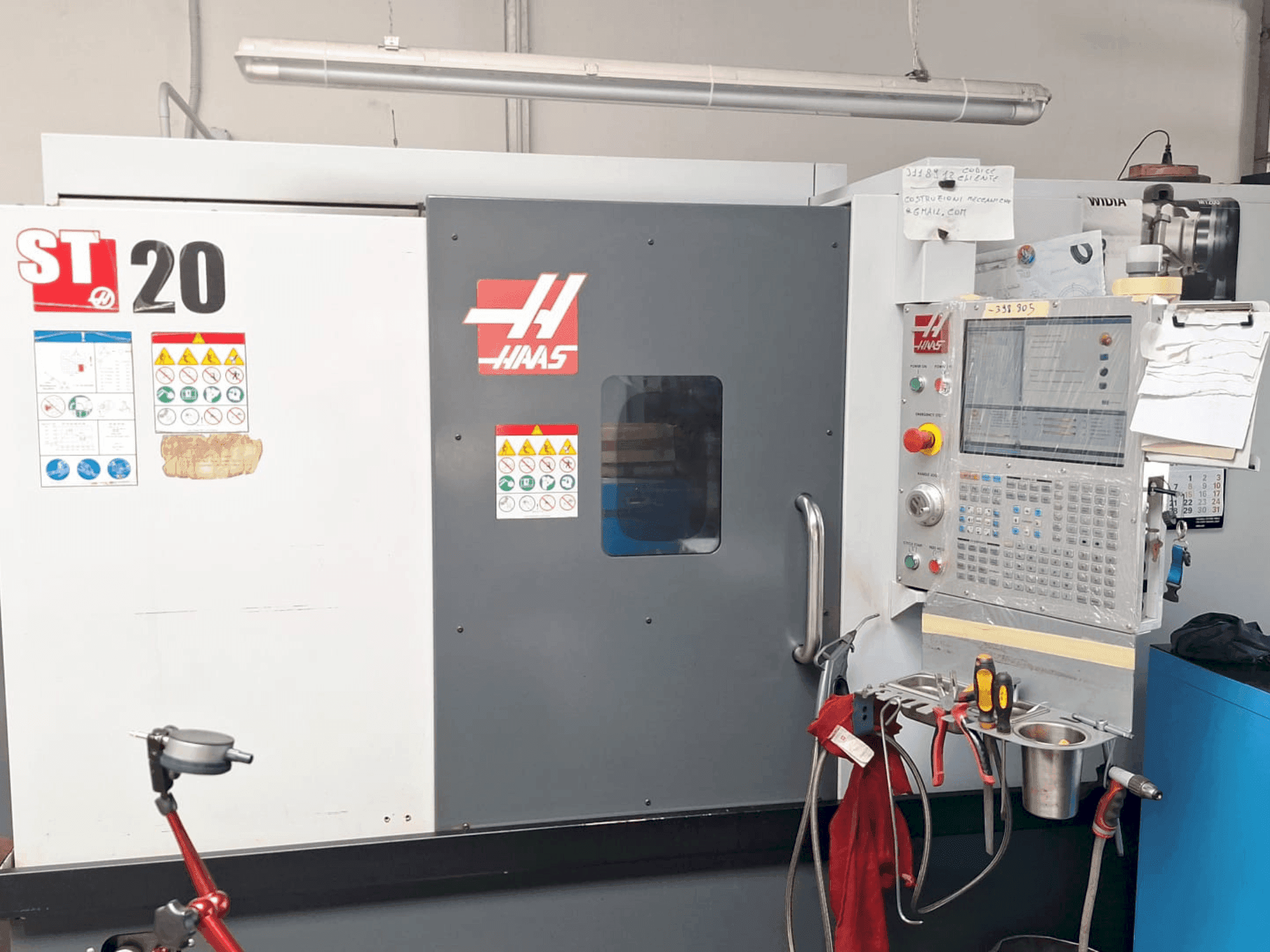Вид станка HAAS ST-20  спереди