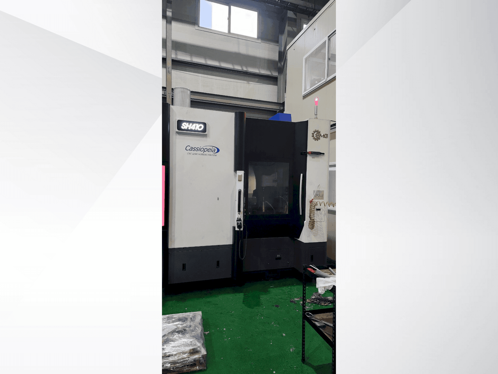 Вид станка SMG SH410  спереди