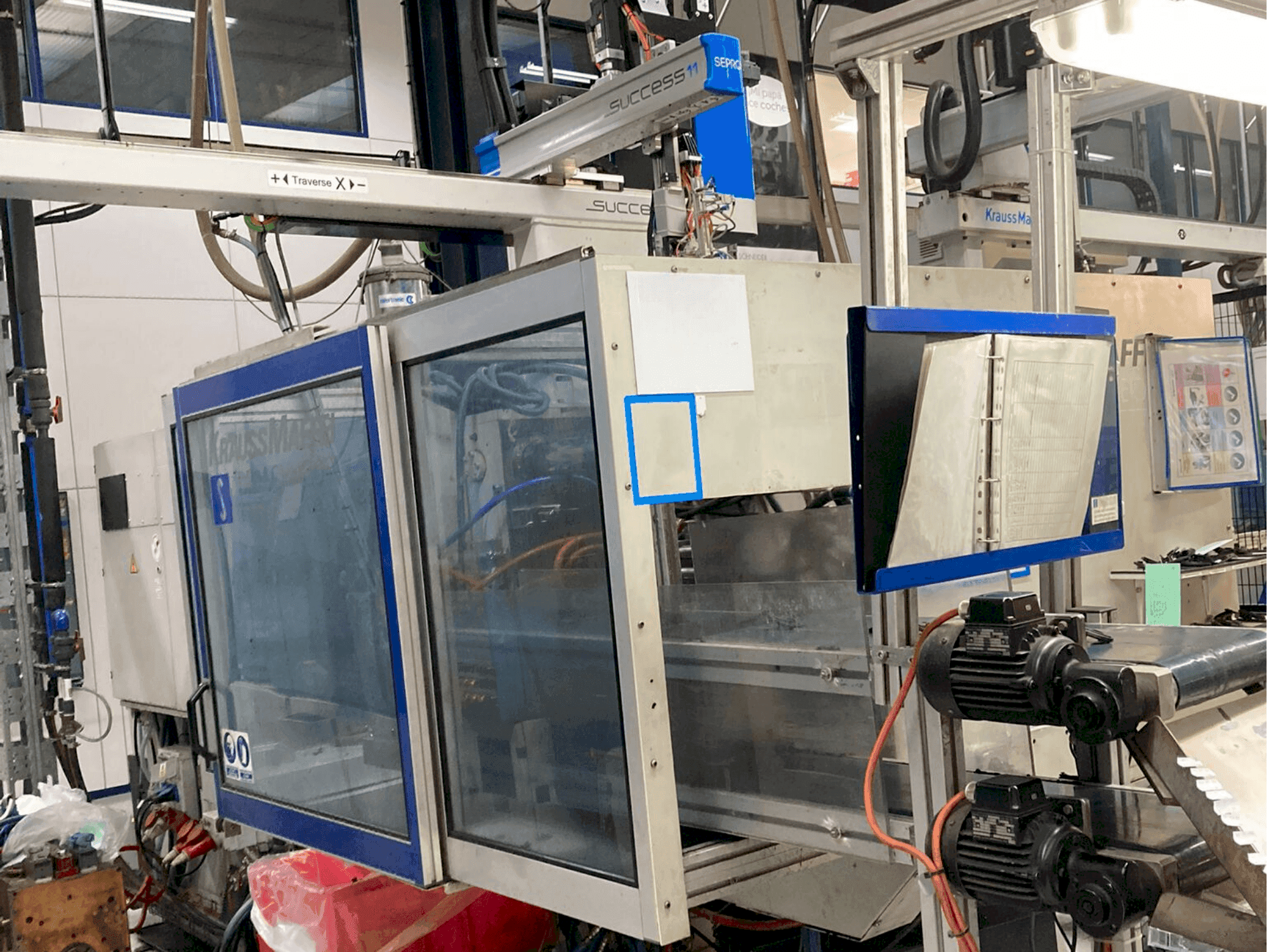 Вид станка Krauss Maffei 150-700 C2  спереди