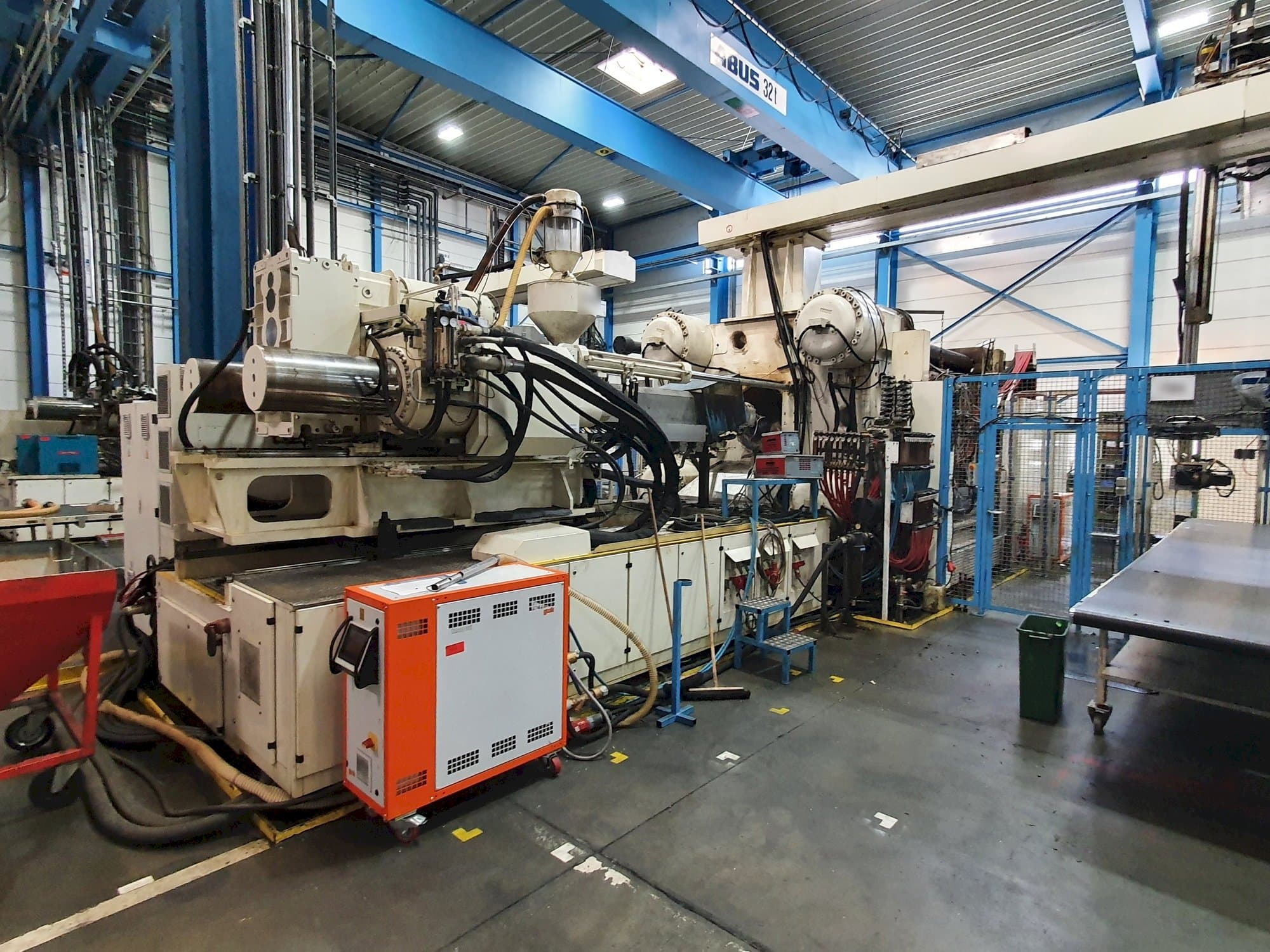 Вид станка Engel Duo 16050/2300  спереди