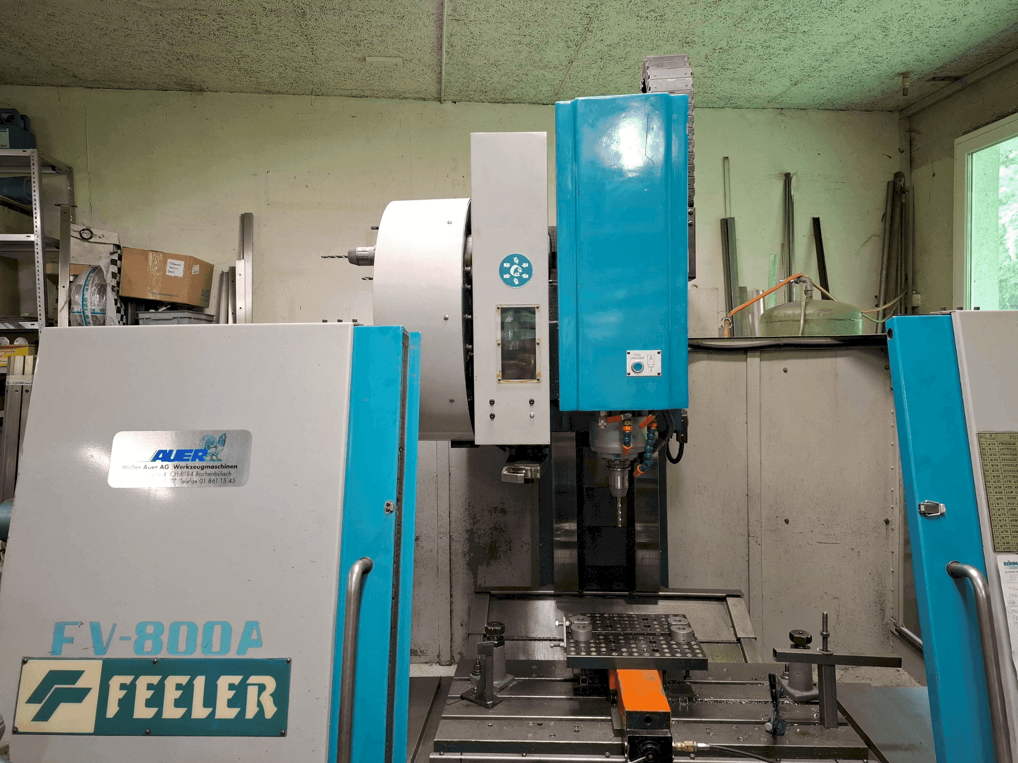Вид станка Feeler FV-800A  спереди