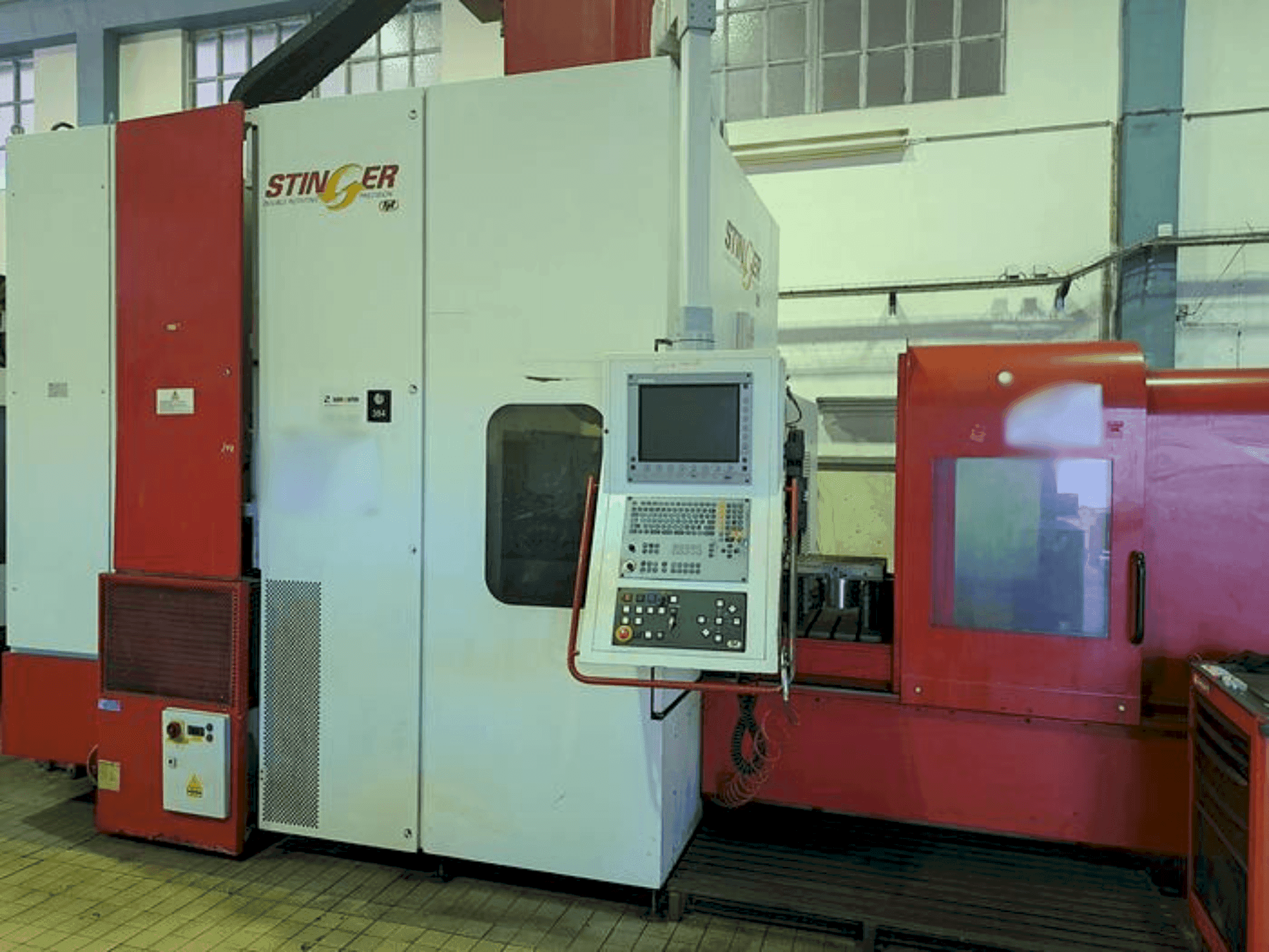 Вид станка FPT STINGER XL  спереди