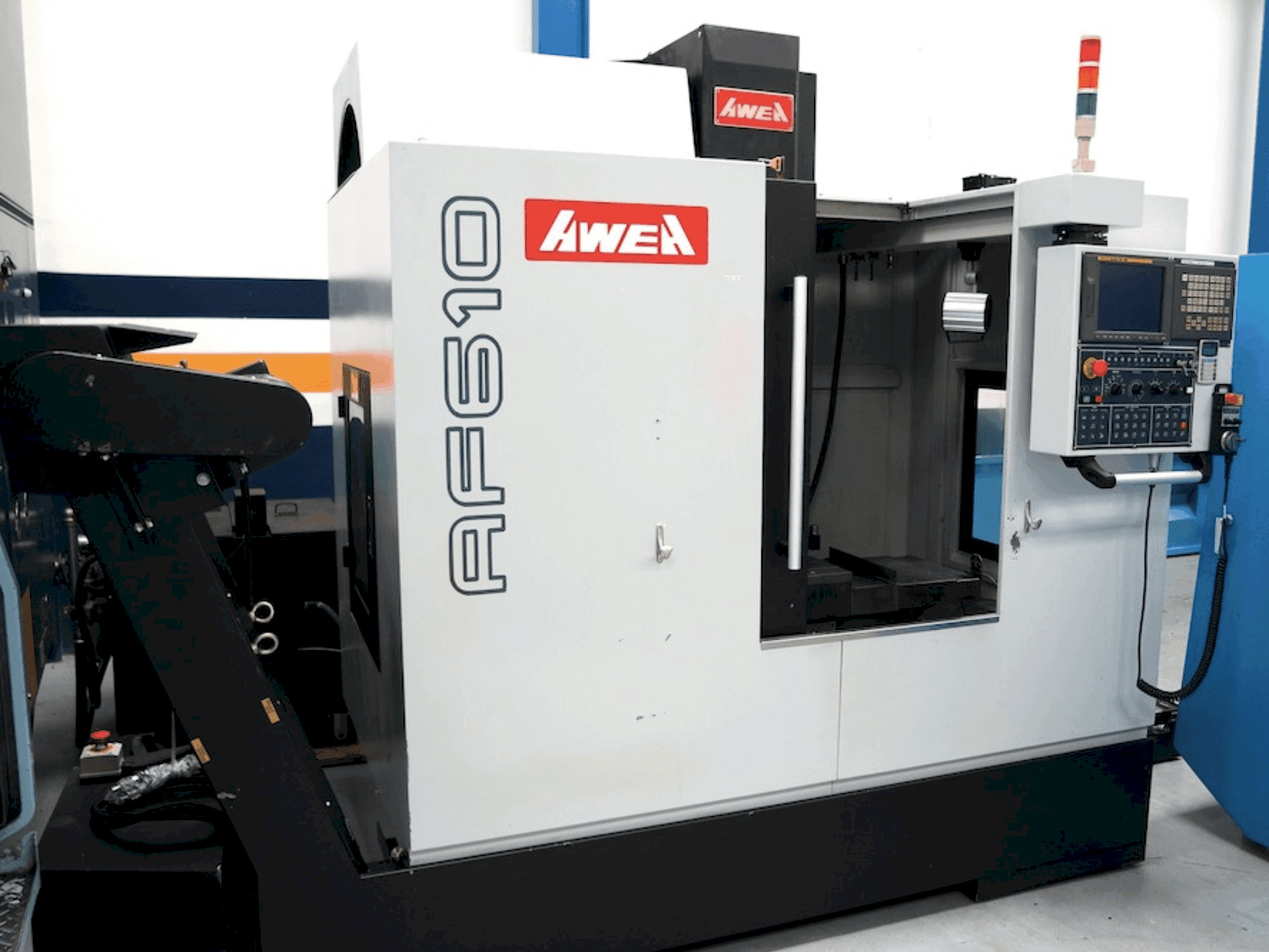 Вид станка AWEA AF 610  спереди