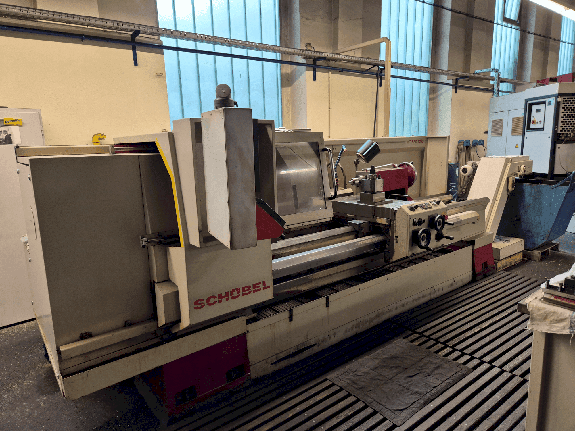 Вид станка SCHÜBEL MT 630 CNC  спереди