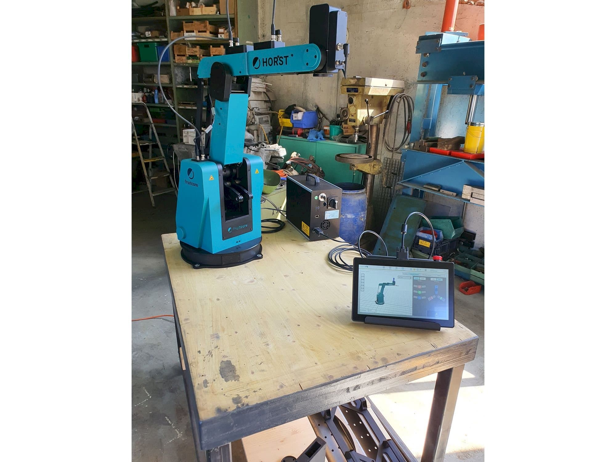 Вид станка Fruitcore Horst 900  спереди