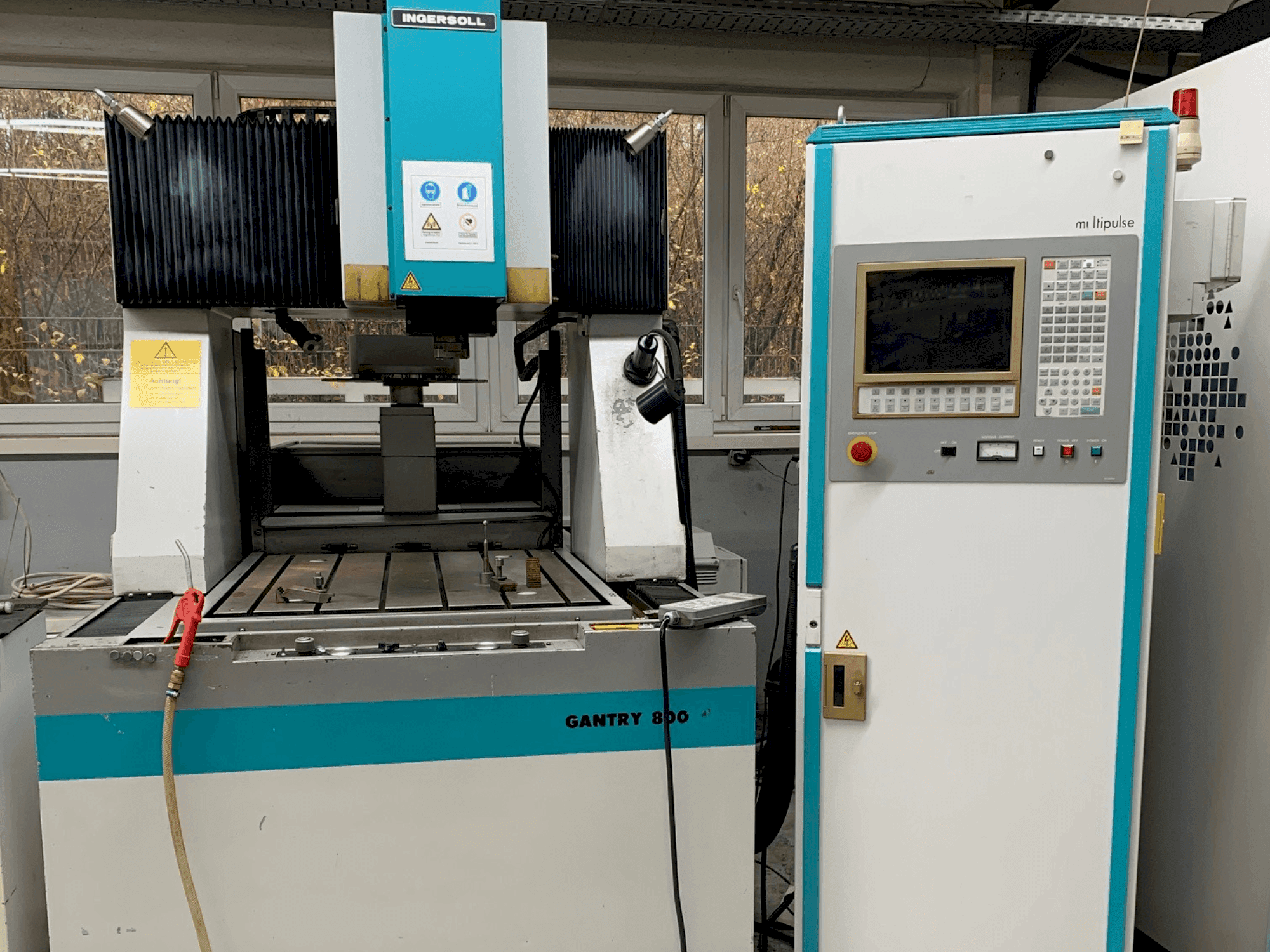 Вид станка OPS INGERSOLL Ingersoll Gantry 800  спереди