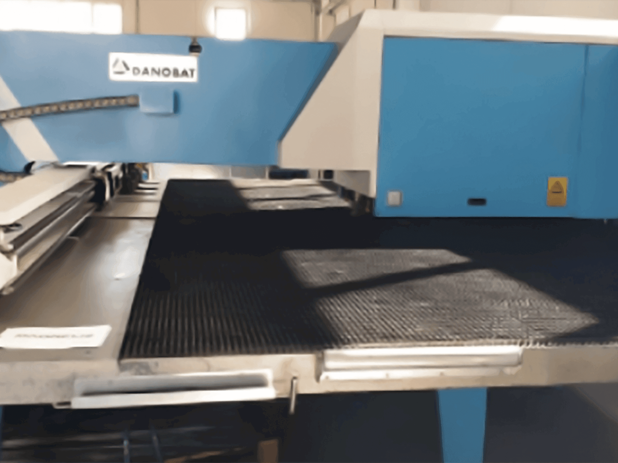 Вид станка DANOBAT PGA-1  спереди