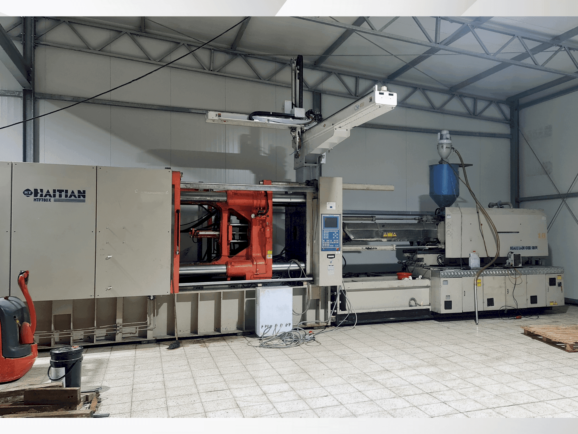 Вид станка HAITIAN HTF 780x  спереди