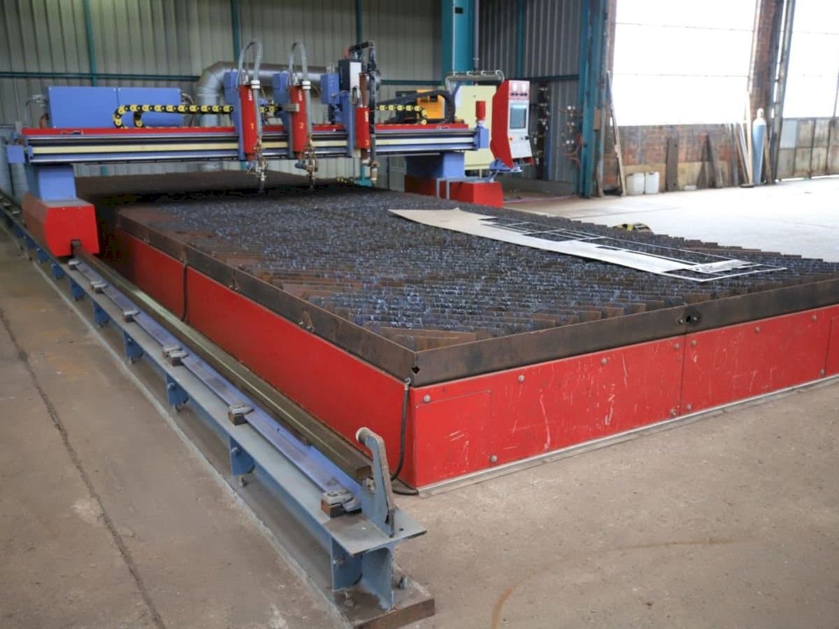 Вид станка SATO LS 3500  спереди