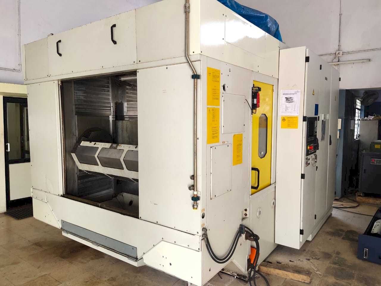 Вид станка GROB G320  спереди