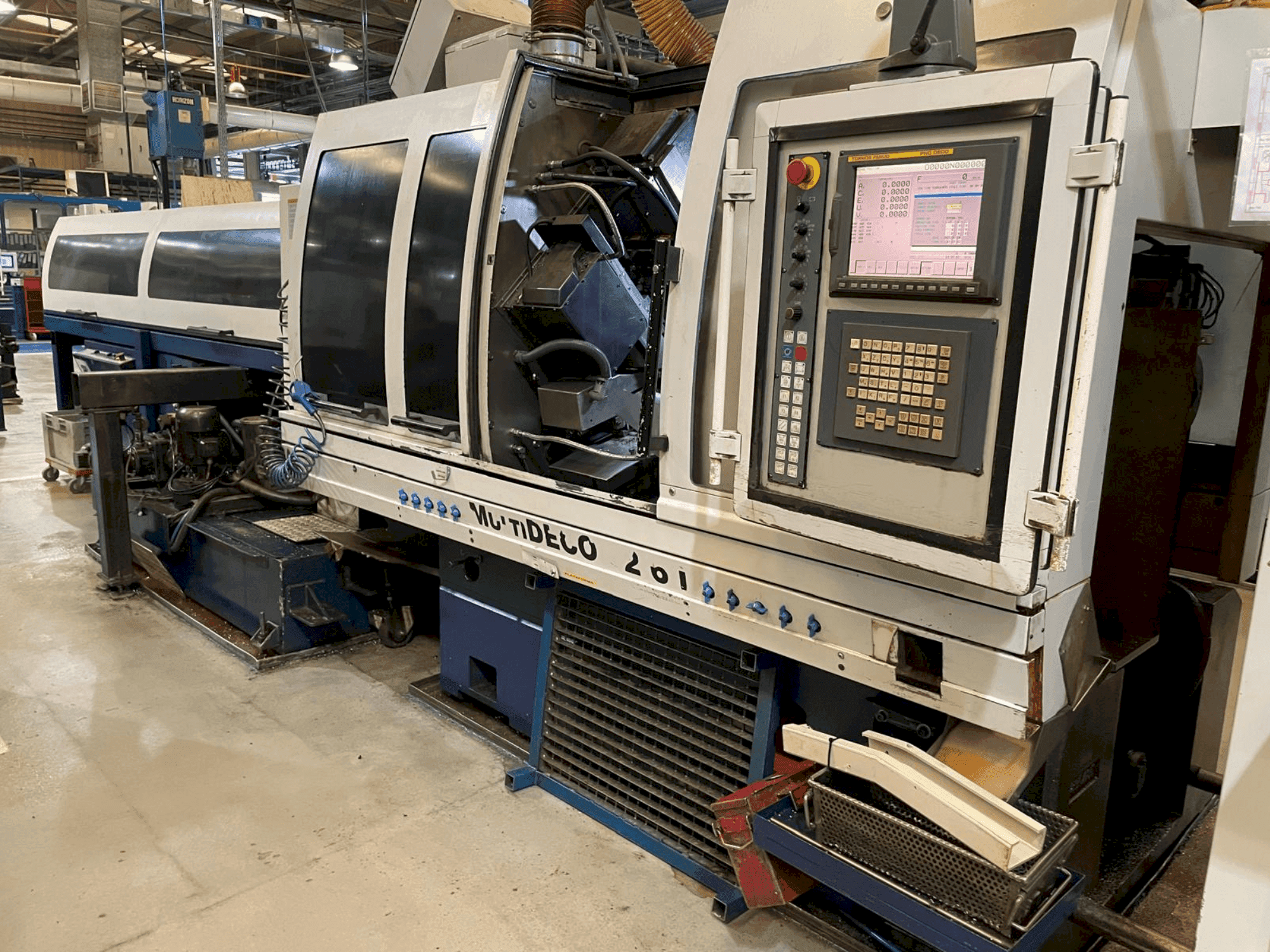 Вид станка TORNOS MultiDeco 32-6i  спереди