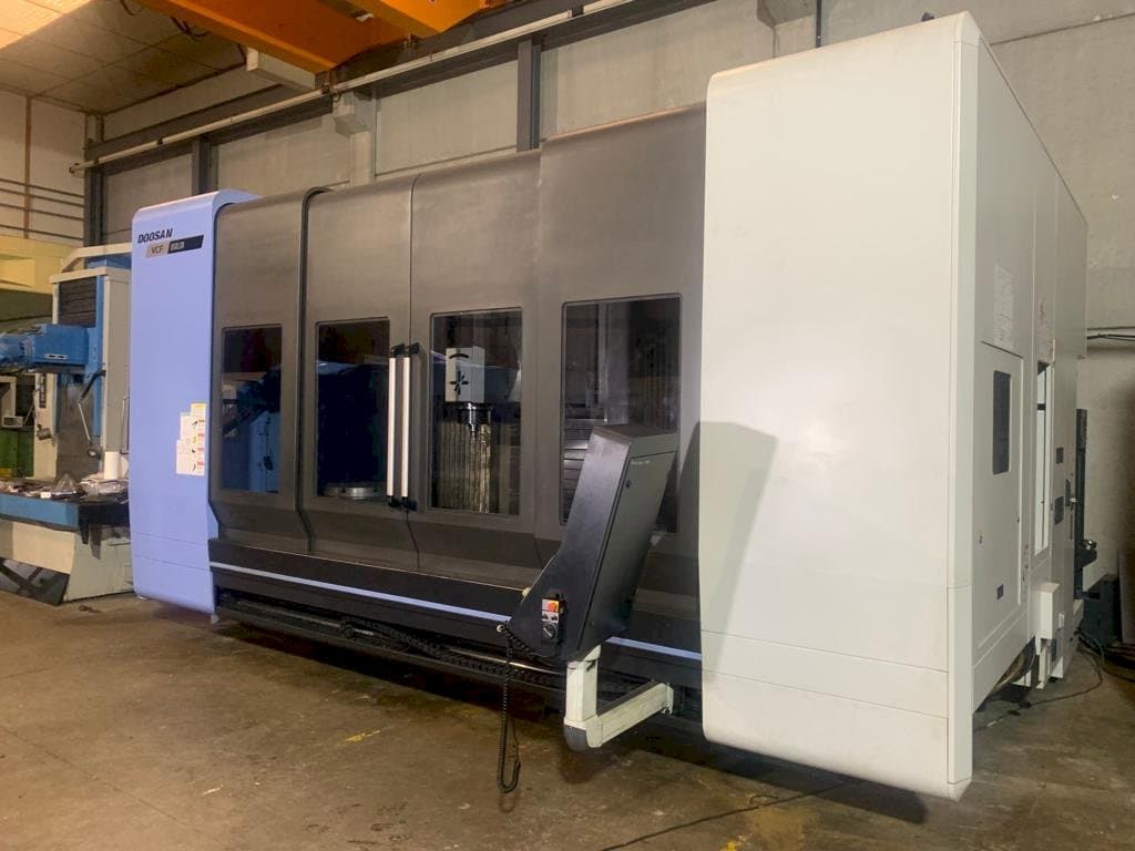 Вид станка Doosan VCF 850 LSR  спереди