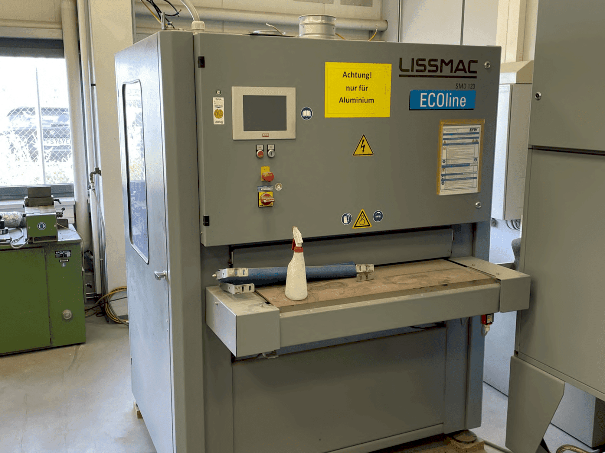 Вид станка LISSMAC SMD 123 RE  спереди