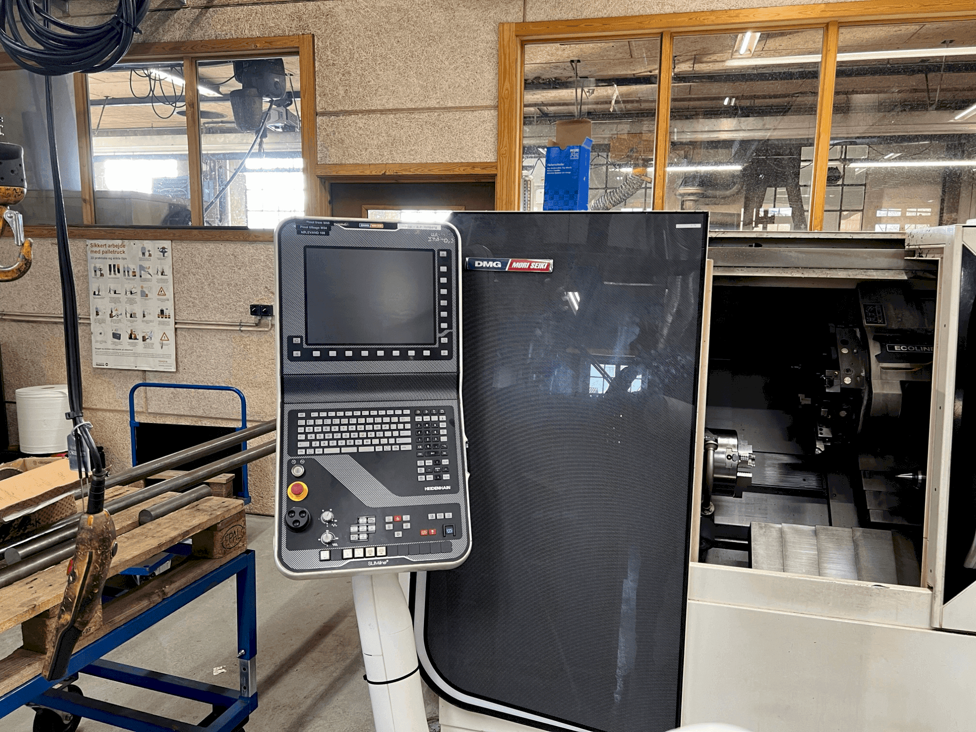 Вид станка DMG Mori Seiki CTX 310 ecoline  спереди