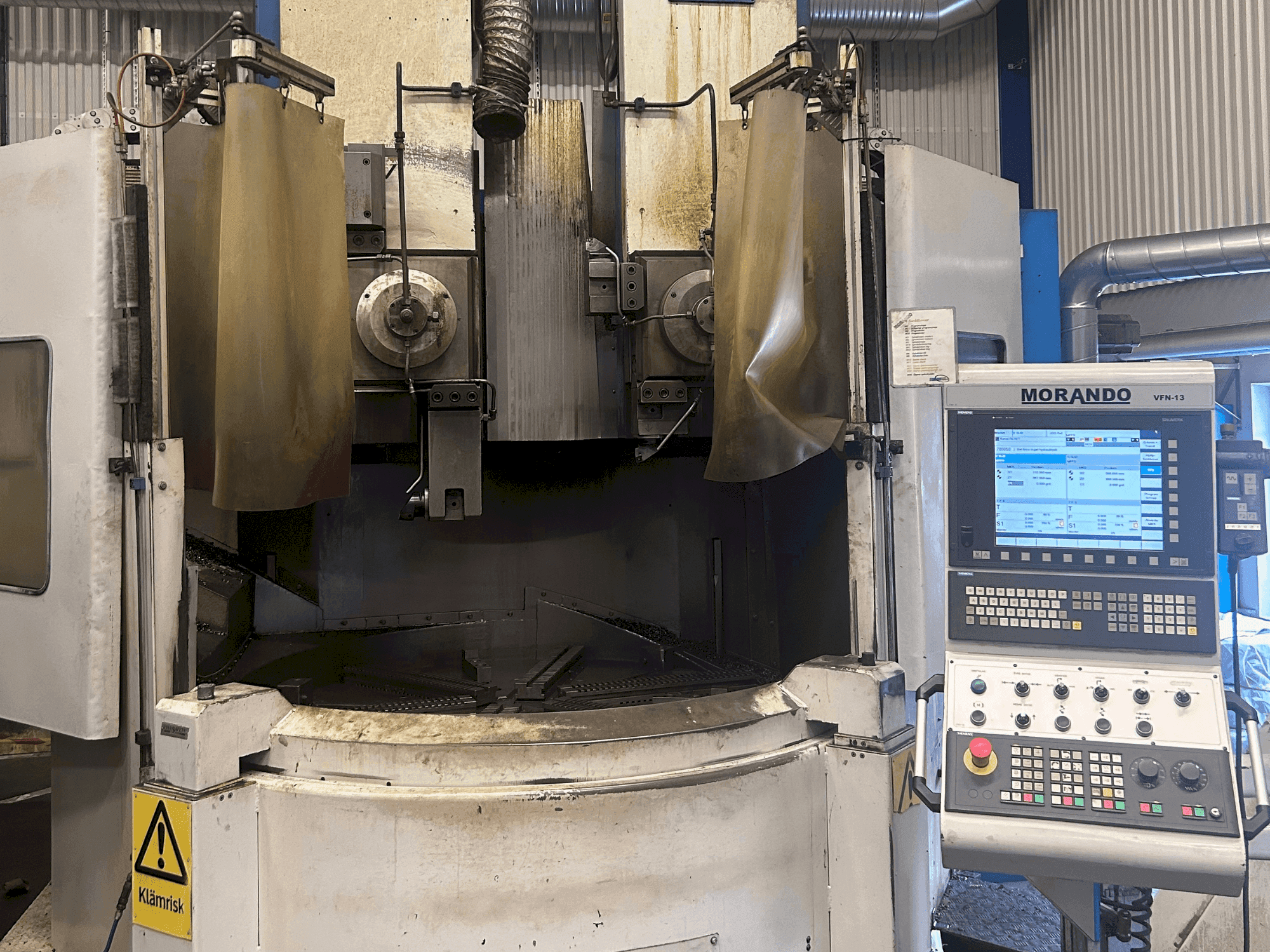 Вид станка MORANDO VFN13  спереди