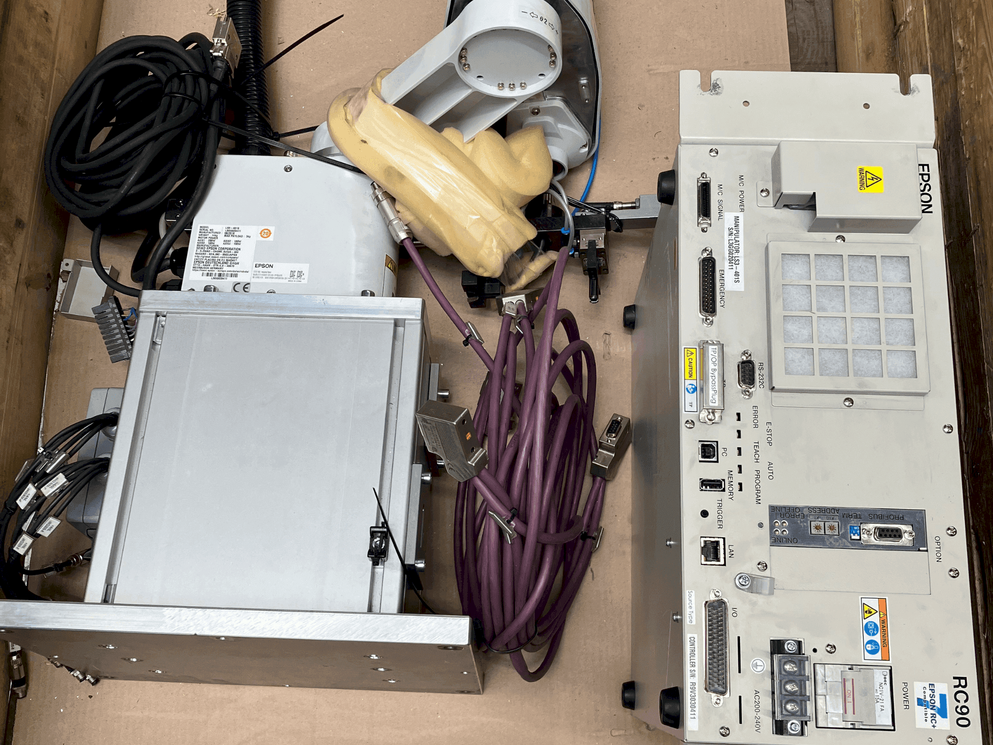 Вид станка EPSON LS6-602S  спереди