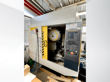 Вид станка FANUC ROBODRILL α-D21LiB5  спереди