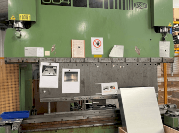 Вид станка FASTI 904  спереди