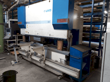 Вид станка LVD PPEB 110/30  спереди