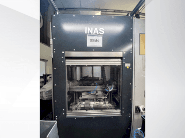 Вид станка INAS VSM 210  спереди