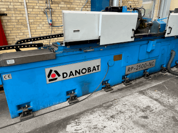 Вид станка DANOBAT RP-2500-NC  спереди