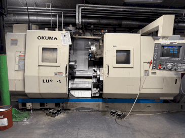 Вид станка Okuma LU2-M  спереди
