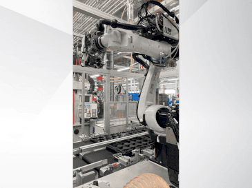 Вид станка KUKA KR 10 R1440-2  спереди