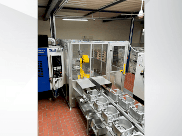 Вид станка FANUC M710 iC 70  спереди