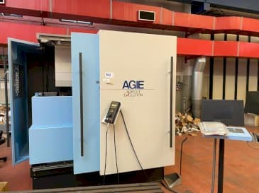 Вид станка AGIE AGIEMATIC + AGIEPULS 60 HSF  спереди