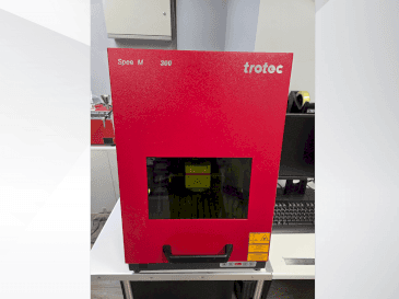 Вид станка Trotec Speed marker 300  спереди