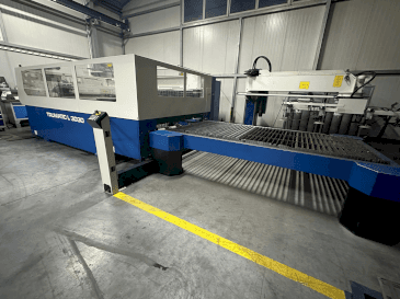 Вид станка TRUMPF LoadMaster  спереди