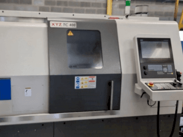 Вид станка XYZ TC 400  спереди