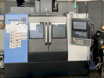 Вид станка DOOSAN DNM 4500  спереди