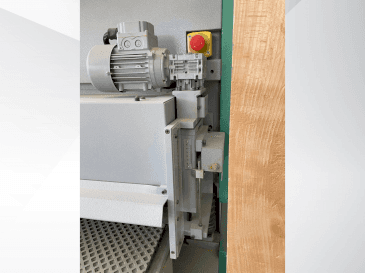 Вид станка Kundig Brilliant-3 1300mm-RRPd  спереди