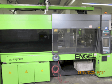 Вид станка Engel VC 330H/200el/180 Combi  спереди