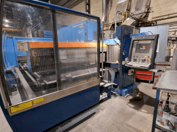 Вид станка Prima Industrie PLATINO 1530  спереди