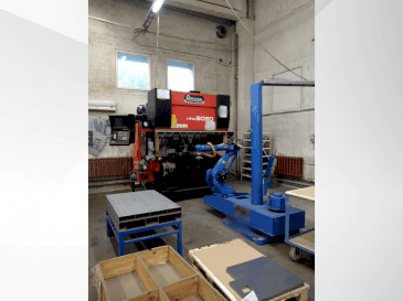 Вид станка AMADA HFBO 50 20  спереди