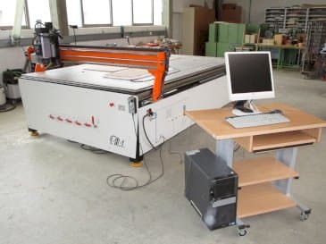 Вид станка MLM Ploter CNC  спереди