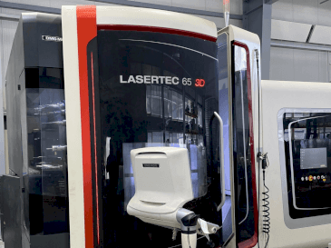 Вид станка DMG MORI LASERTEC 65 3D Hybrid спереди