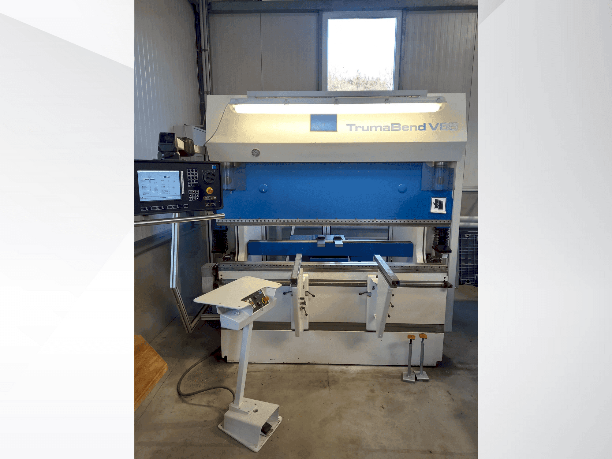 Вид станка TRUMPF TrumaBend V85 спереди