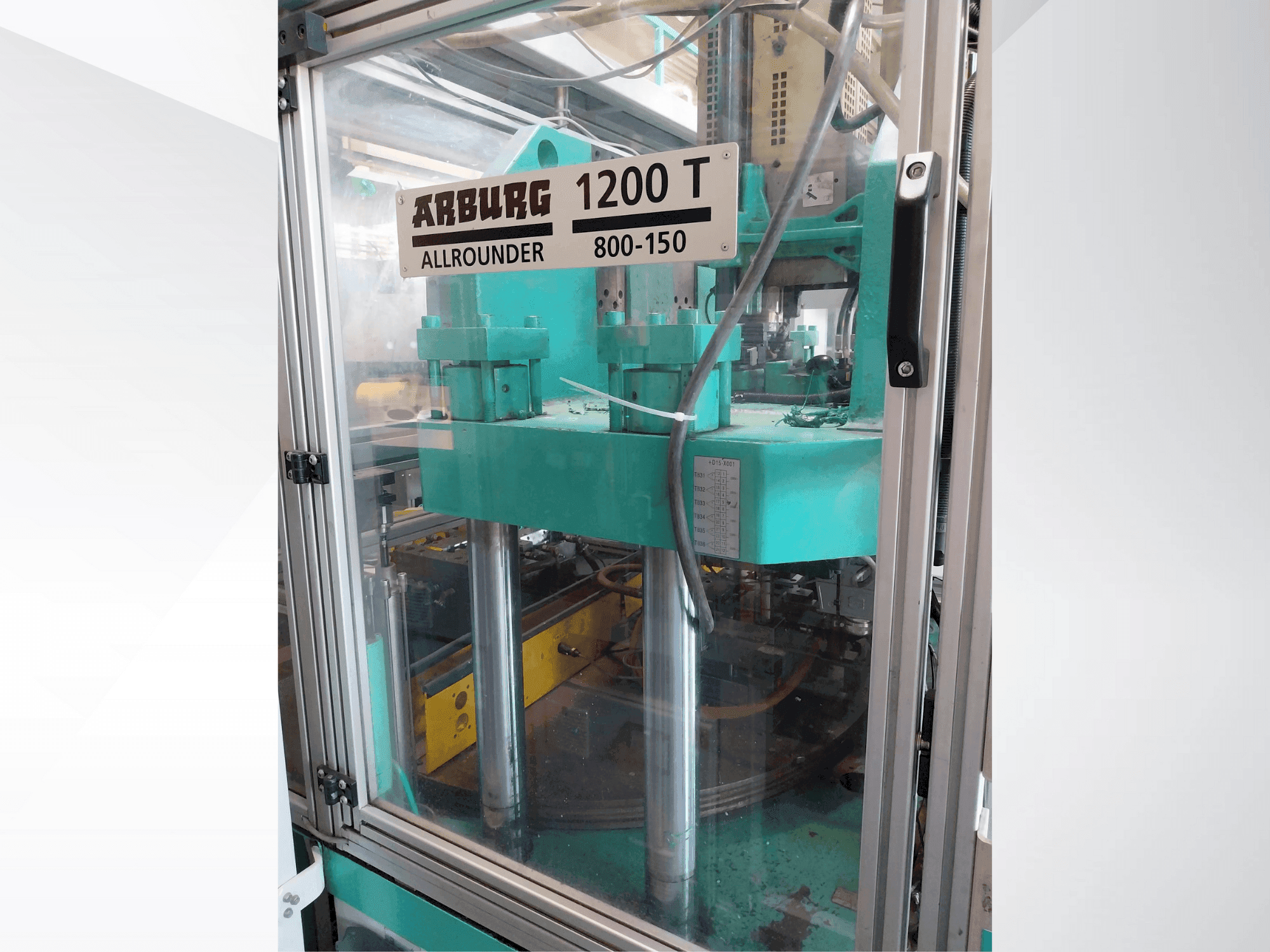Вид станка Arburg Allrounder 1200T 800-150 спереди