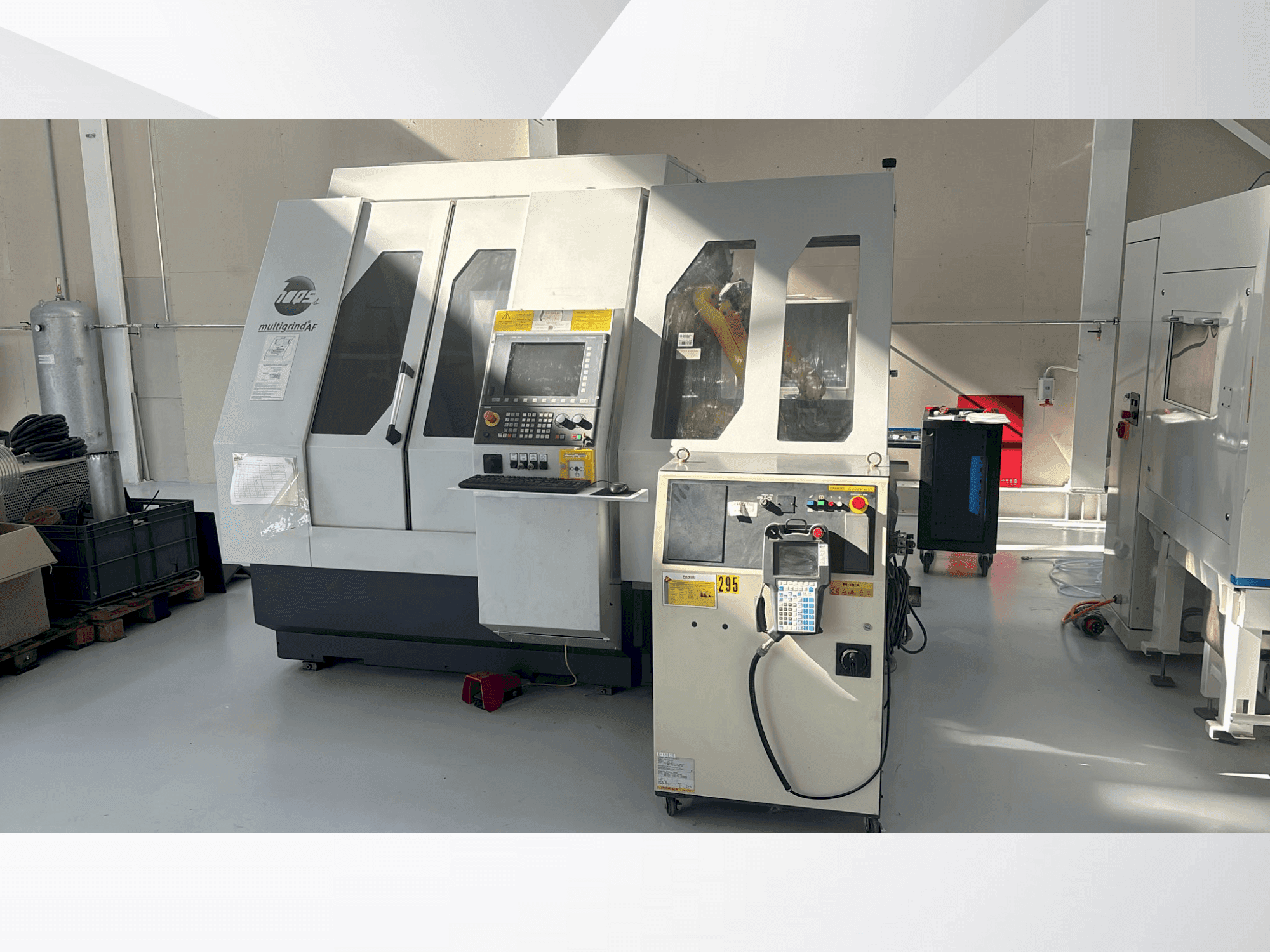 Вид станка HAAS Multigrind AF/SL спереди