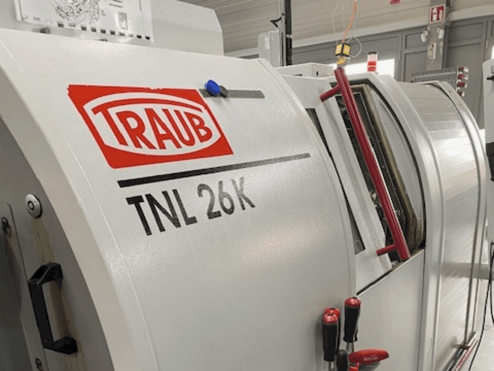 Вид станка TRAUB TNL 26 K спереди