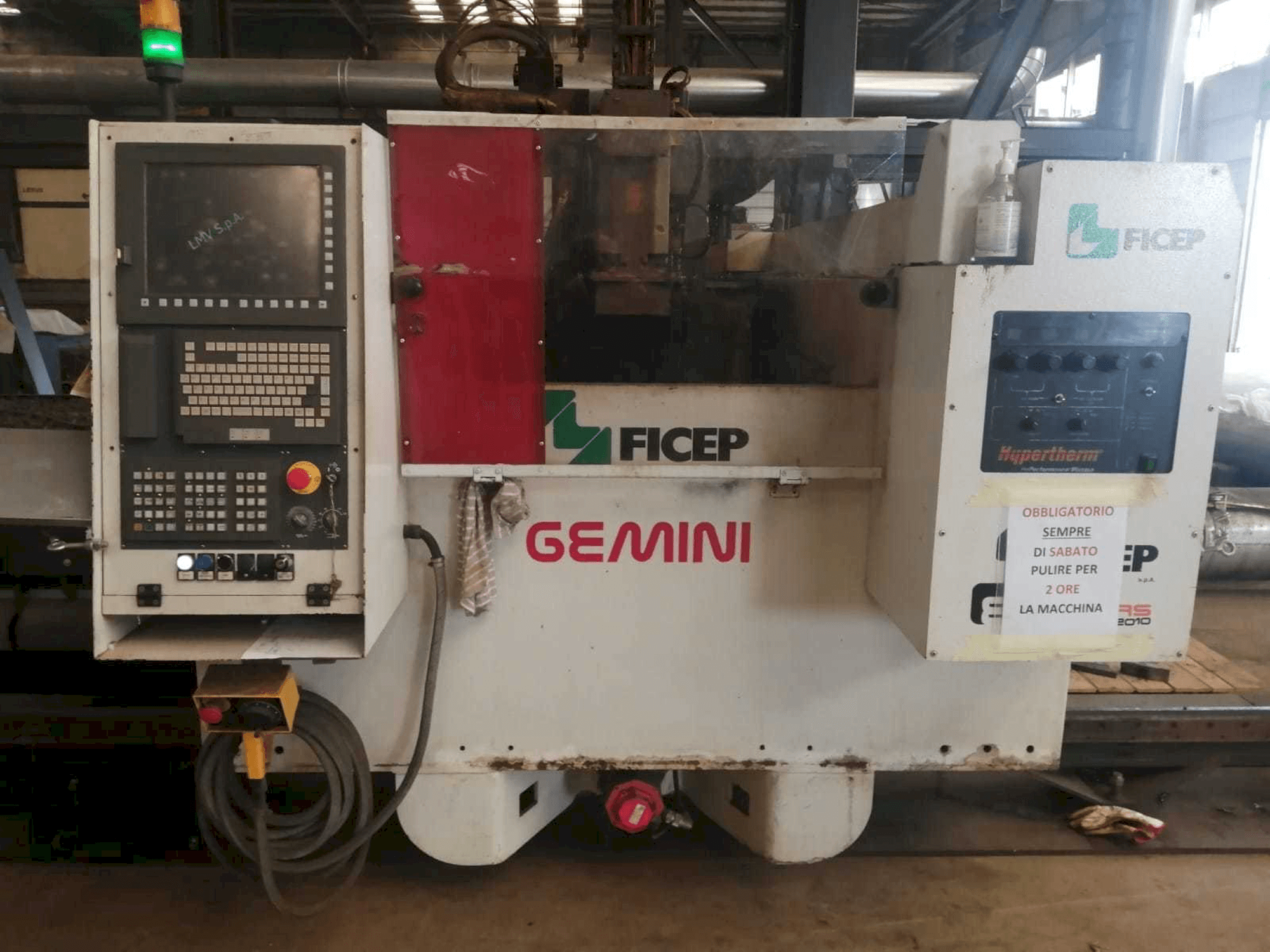 Вид станка FICEP GEMINI G32 спереди